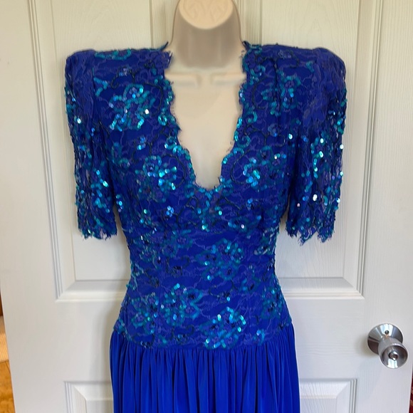 VINTAGE (80s) Blue Sequined Formal Gown / Dress - Picture 2 of 8